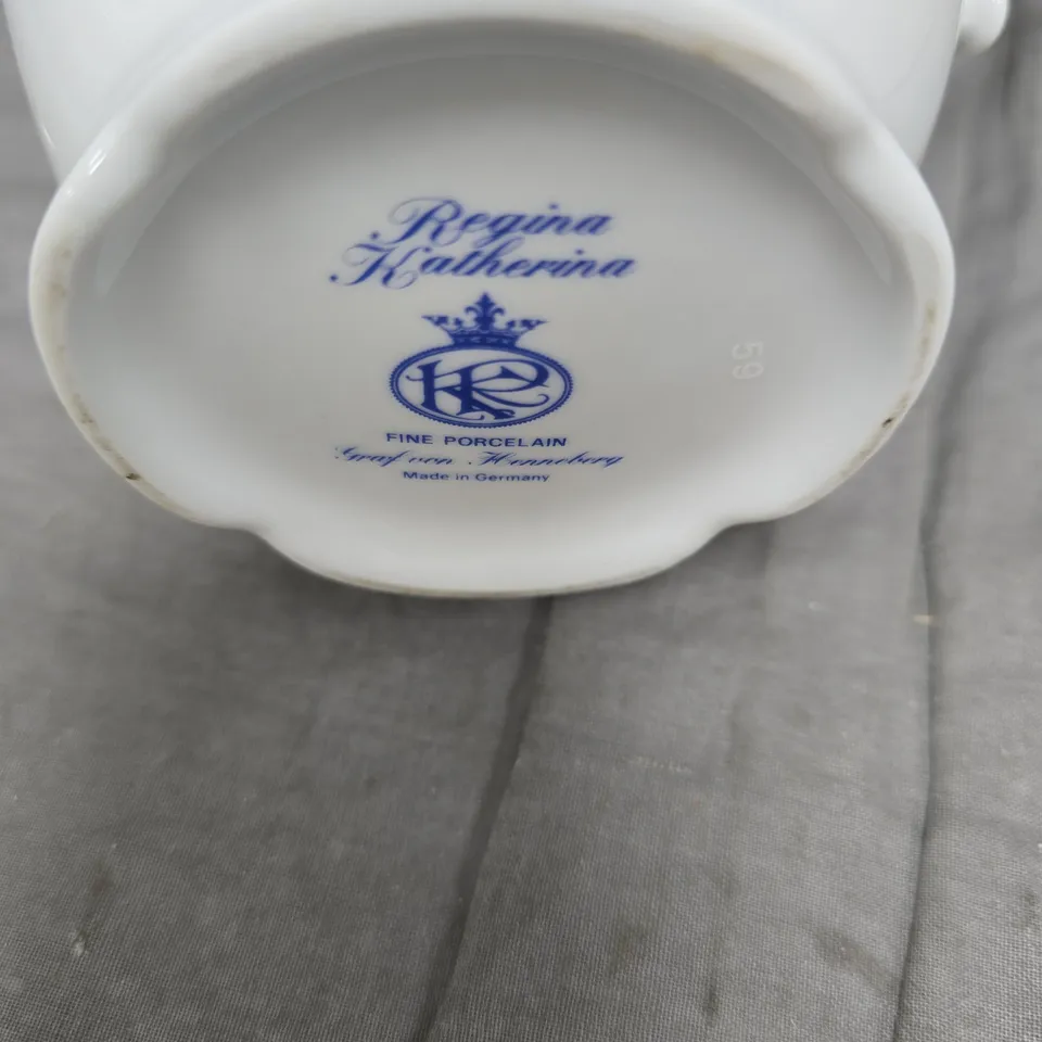 REGINA KATHARINA FINE PORCELAIN TEAPOT – MADE IN GERMANY, GILT RIM, LID MISSING