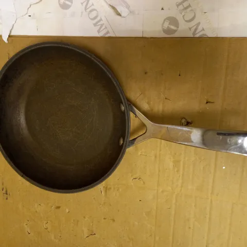 LE CREUSET TOUGHENED NON-STICK FRYING PAN