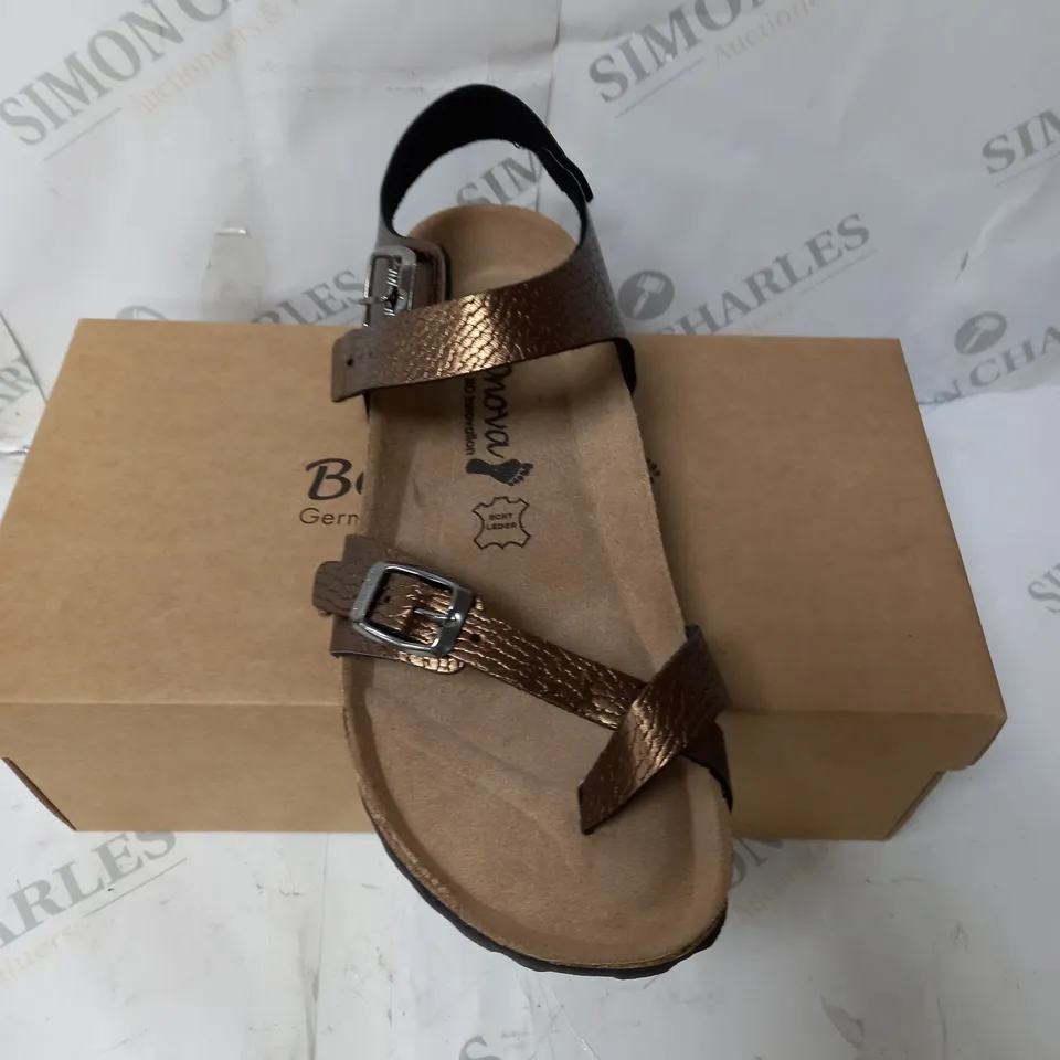 BOXED BONOVA SANDALS IN METALLIC BRONZE COLOUR SIZE 6
