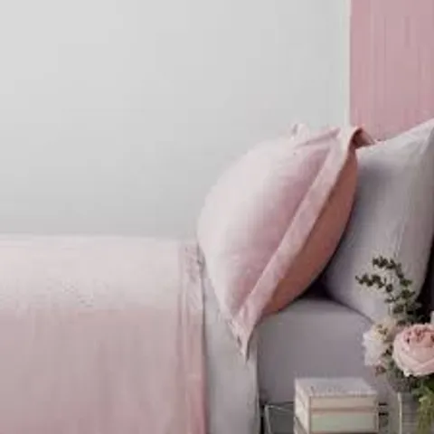 PINK CUSHION WITH SILVER STUD PATTERN