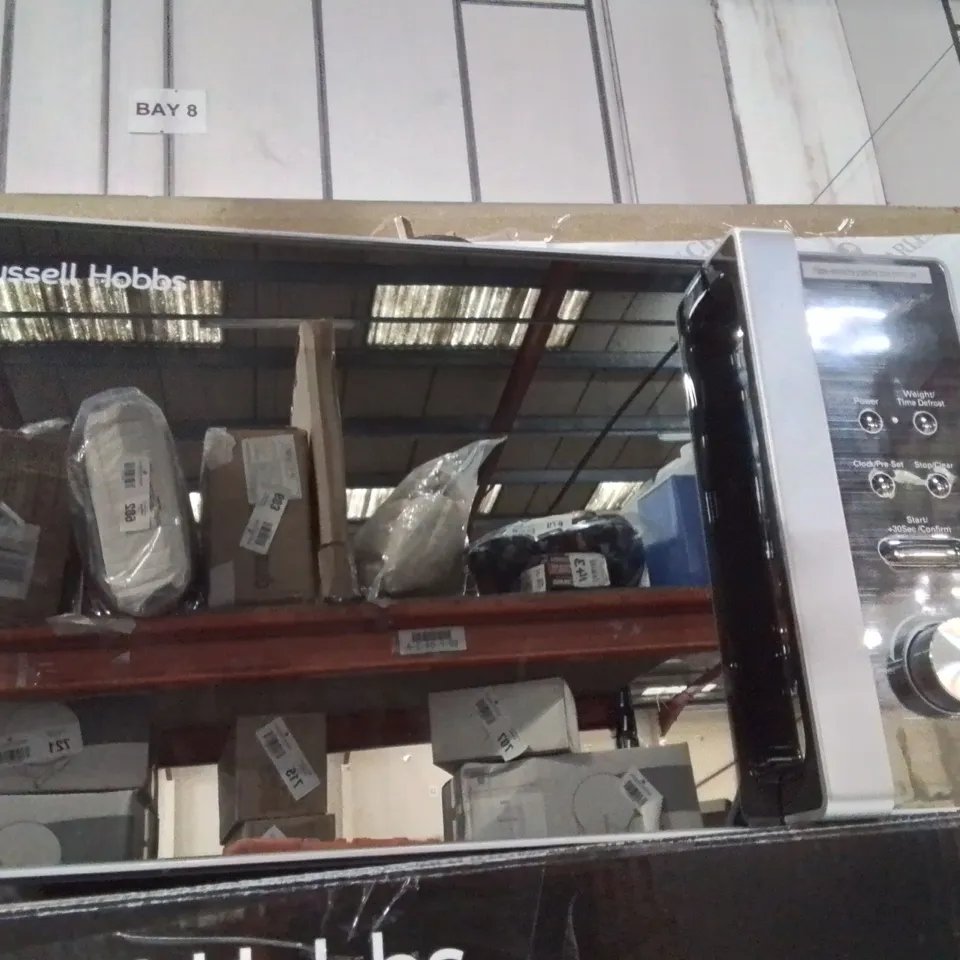 BOXED RUSSELL HOBBS COMPACT MICROWAVE OVEN 