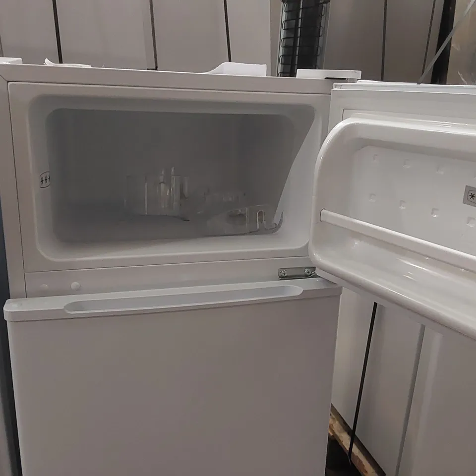 COMFEE 87L UNDER COUNTER FRIDGE FREEZER RCT124WH1(E) - UNPROCESSED RAW RETURN