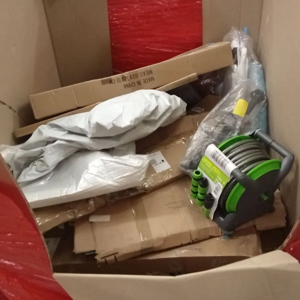 PALLET OF ASSORTED HOUSEHOLD GOODS AND PRODUCTS TO INCLUDE; HOSE REEL, BOXED FURNITURE ETC