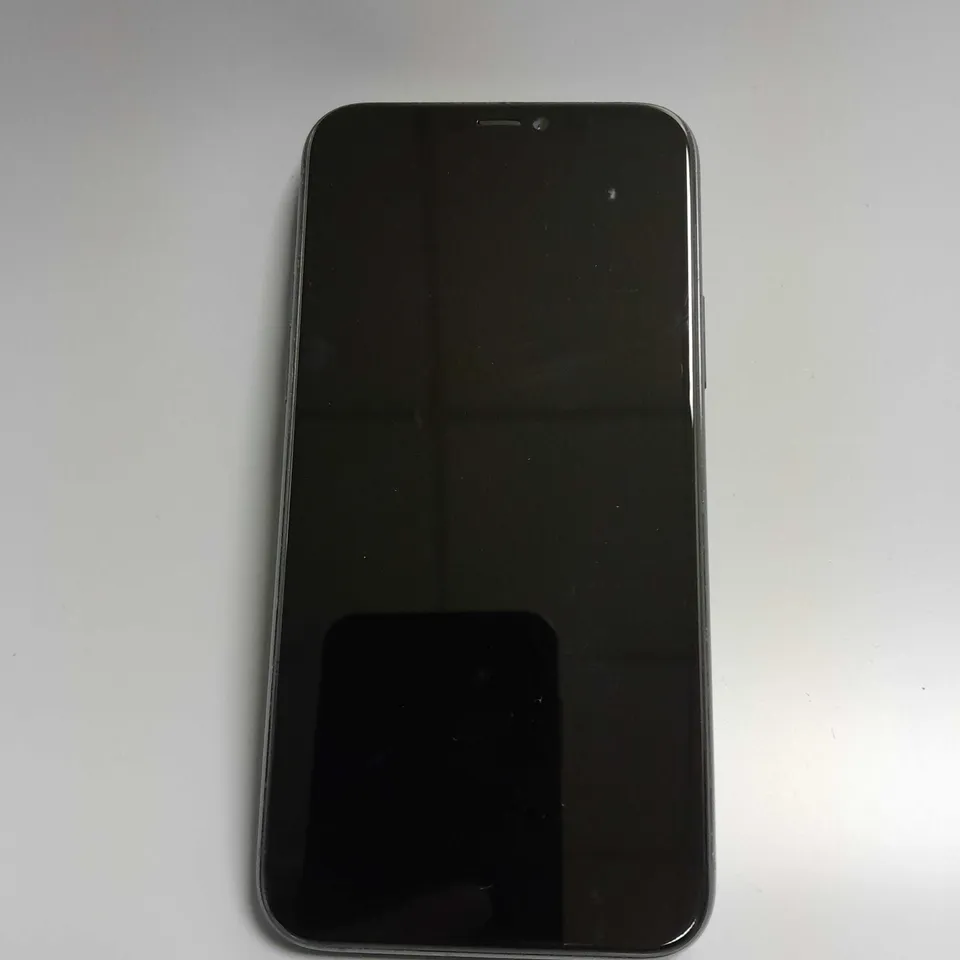 UNBOXED APPLE IPHONE 