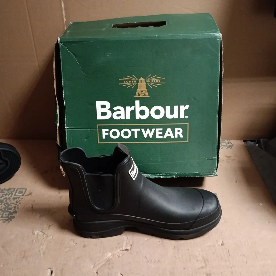 BARBOUR FOOTWEAR BLACK BOOTS – BOXED - UK SIZE 10