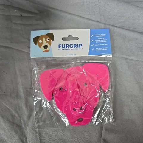 APPROXIMATELY 130 FURGRIP LAUNDRY PET HAIR REMOVERS - DOG