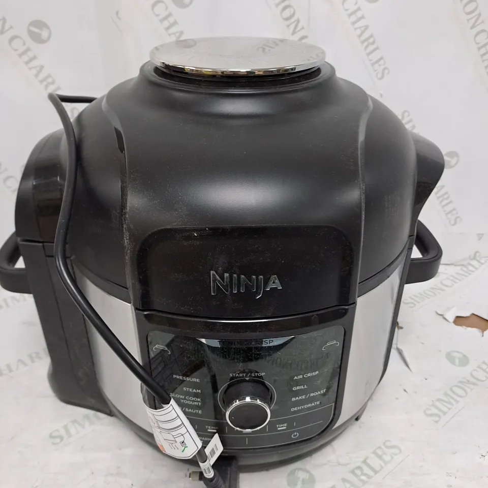 NINJA FOODI 8 IN 1 MULTI COOKER