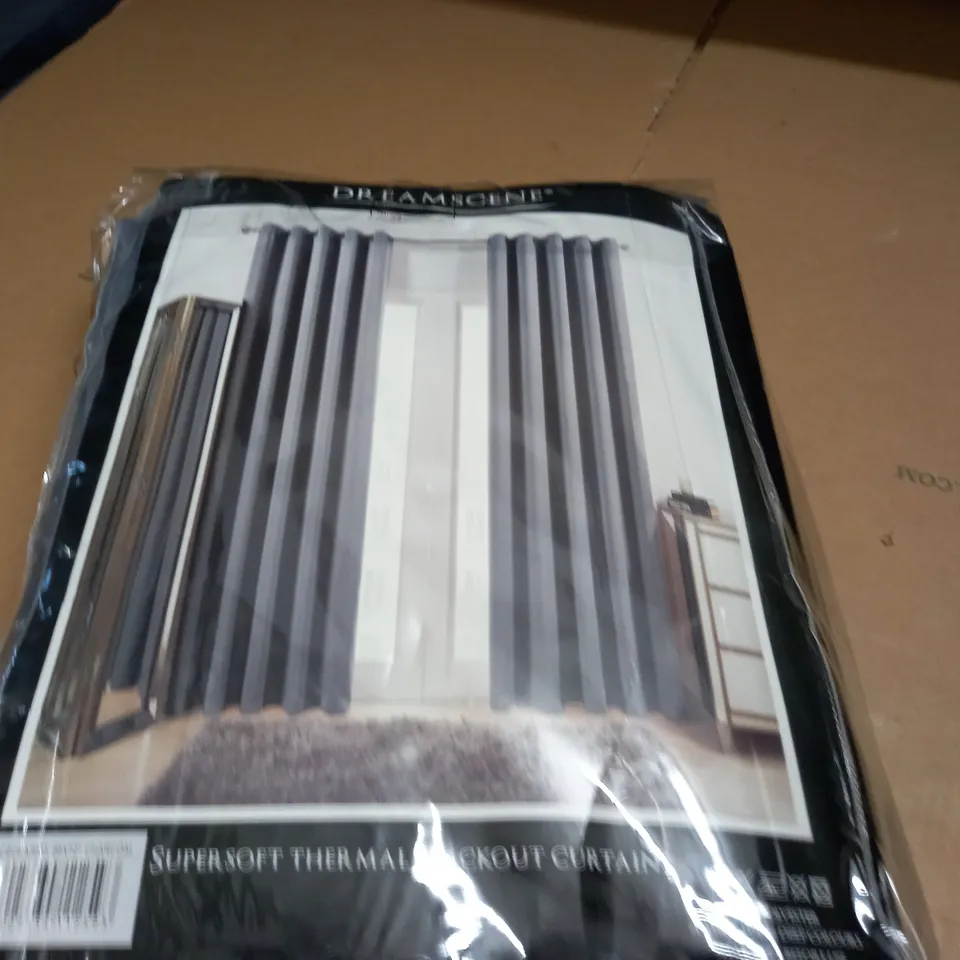 DREAMSCENE SUPER SOFT THERMAL BLACKOUT CURTAINS - 66 X77"