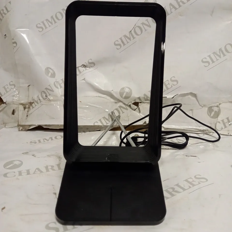 ONE FOR ALL AMPLIFIED INDOOR AERIAL SV9460 