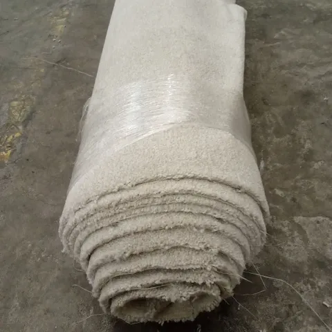 ROLL OF QUALITY COMFORT TWIST ALABASTER CARPET // APPROX SIZE; 2.5 x 5m