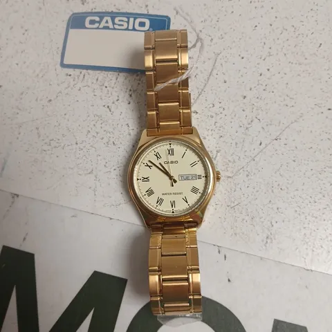 CASIO GOLD-TONE MEN'S WATCH WITH ROMAN NUMERALS, DAY-DATE