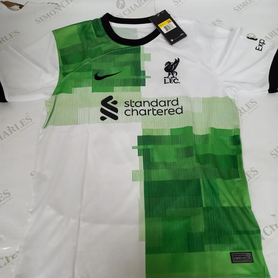 LIVERPOOL AWAY SHIRT & SHORTS - '66 ALEXANDER-ARNOLD' - MEDIUM