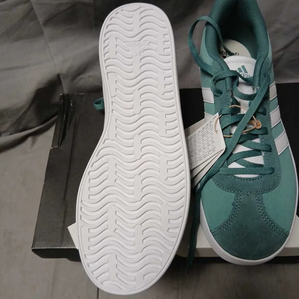 ADIDAS VL COURT 3.0 K SNEAKERS – TEAL/GREEN, UK 6.5 (EU 40)