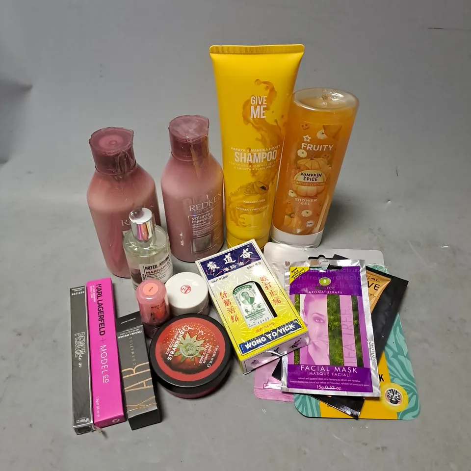 APPROXIMATELY 20 ASSORTED COSMETIC PRODUCTS TO INCLUDE - REDKEN VOLUME INJECTION SHAMPOO - GIVE ME SHAMPOO - KAB COSMETICS CREAM LIPSTICK IN SWEETHEART - ETC