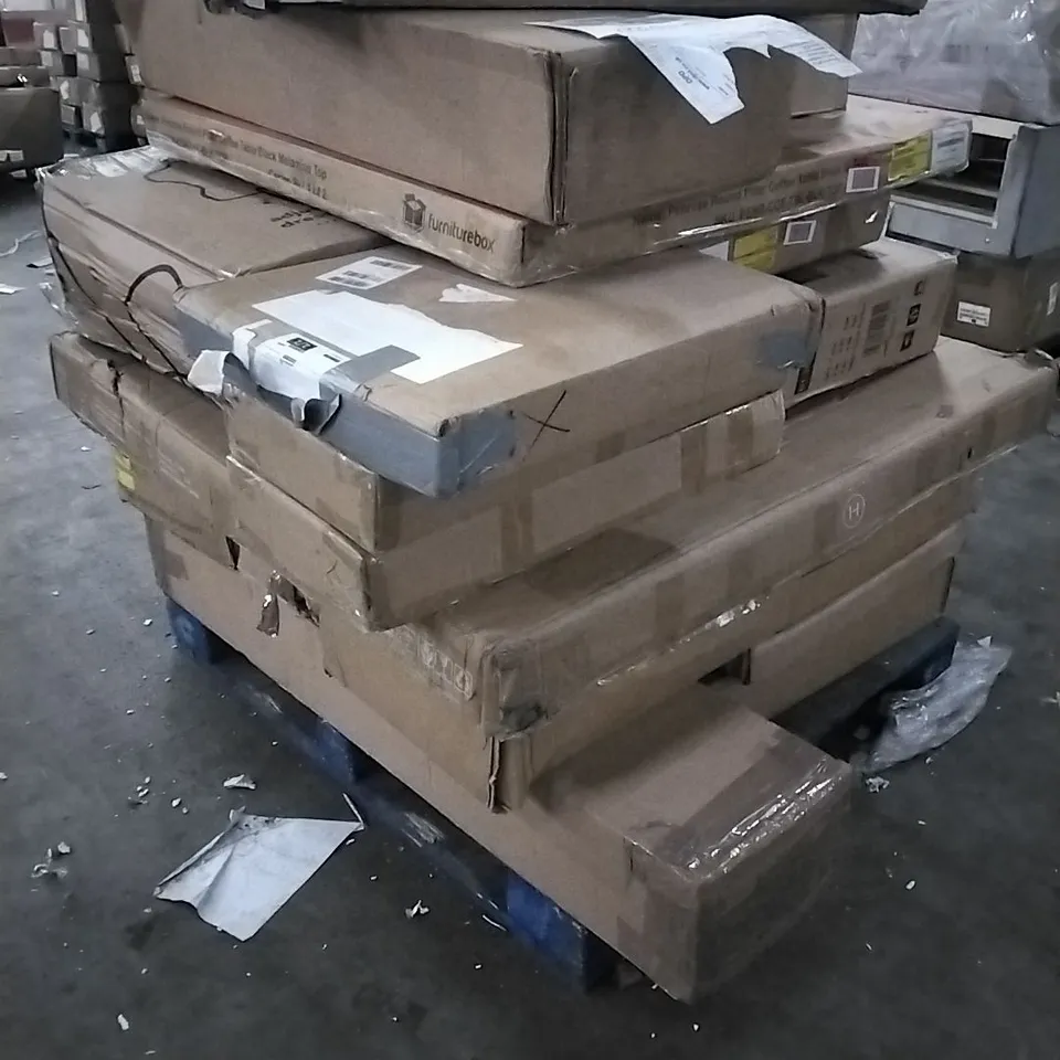 PALLET OF HOUSEHOLD ITEMS TO INCLUDE COFFEE TABLE, TOY BOX AND DINING CHAIR ETC...