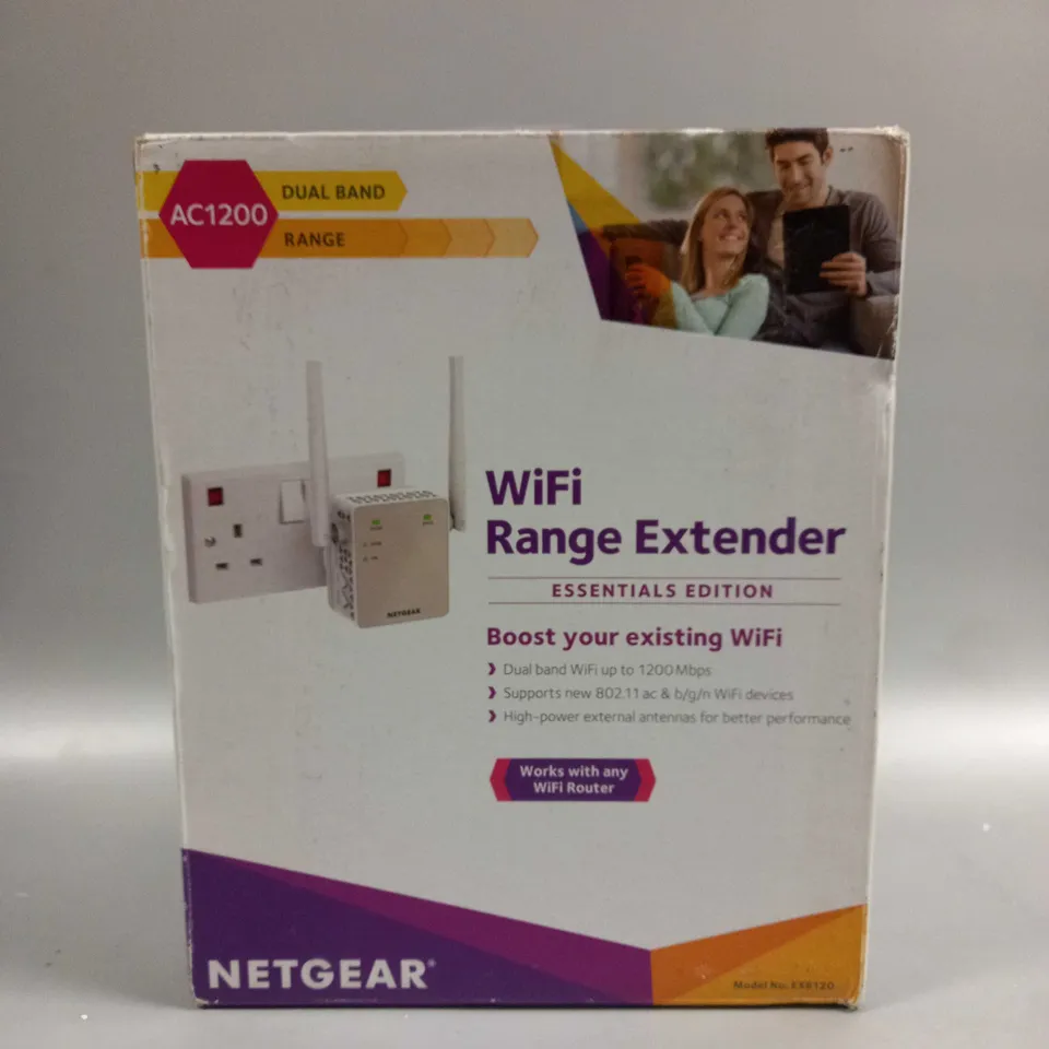 DUAL-BAND WIFI RANGE EXTENDER