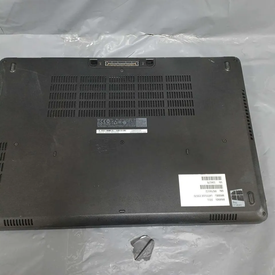 DELL LATITUDE E5570 15 INCH I3-6100U 2.30GHZ