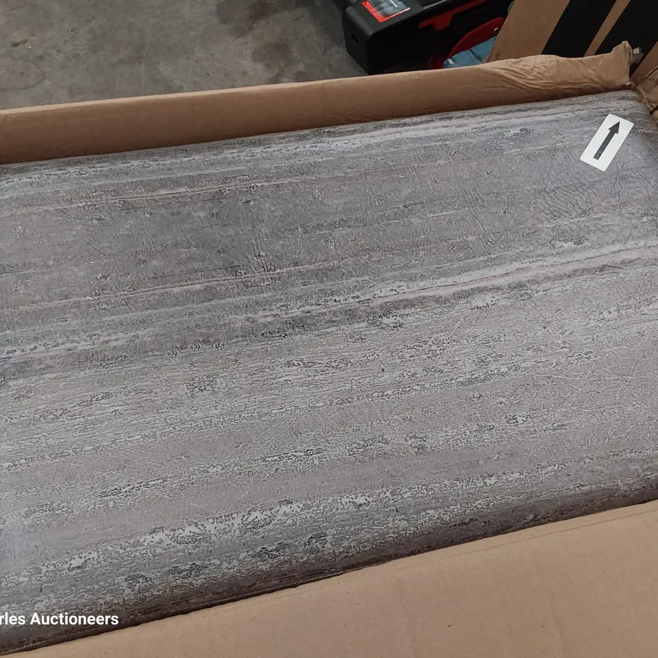 BOXED FABRIC OTTOMAN 