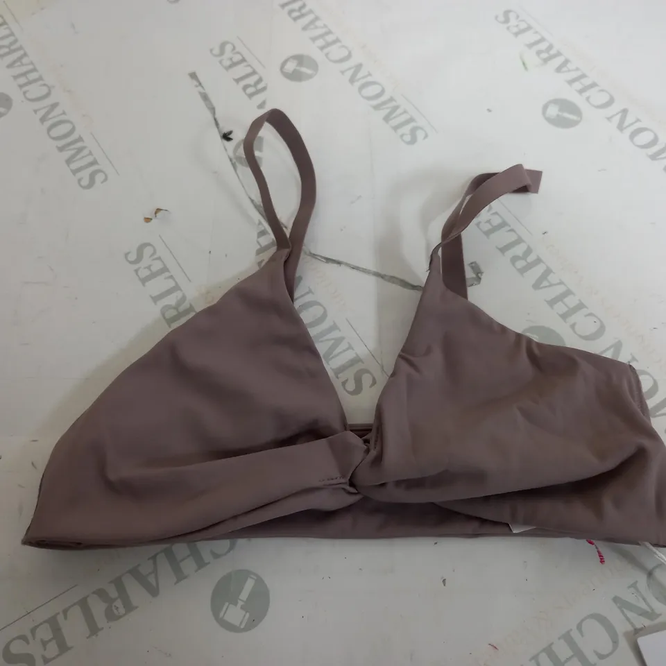 GYMSHARK ELEVATE TWIST FRONT BRALETTE IN WASHD MAUVE - XS
