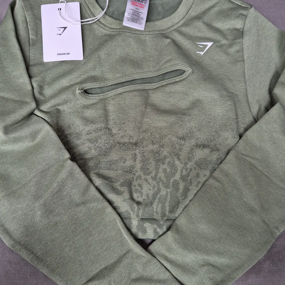 GYM SHARK ADAPT PATTERN SEAMLESS FADED LONG SLEEVE TOP IN GREEN SIZE MEDIUM