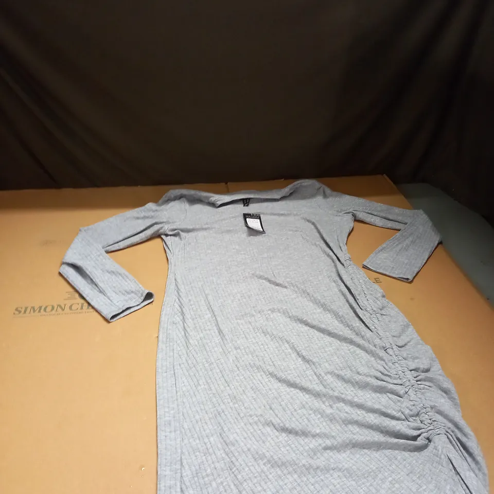 WOMANS ONE PIECE GREY DRESS SIZE 16
