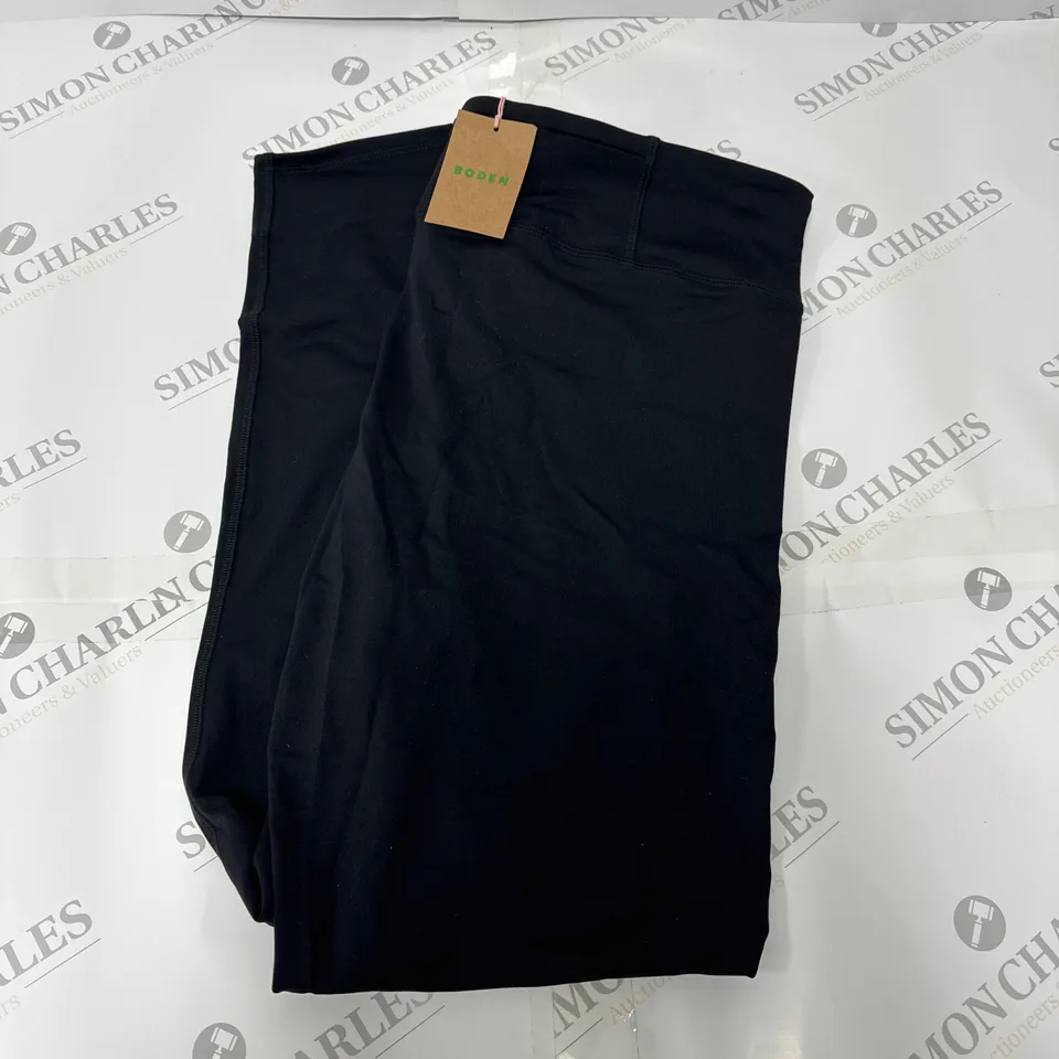 BODEN STRETCH LEGGINGS IN BLACK SIZE 18