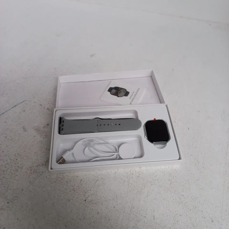 HOWEAR PRO SMARTWATCH – GREY BAND, BOXED