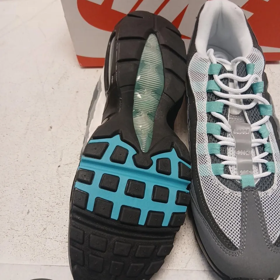 NIKE AIR MAX 95 TT – MEN'S SHOES, UK 10, BOXED