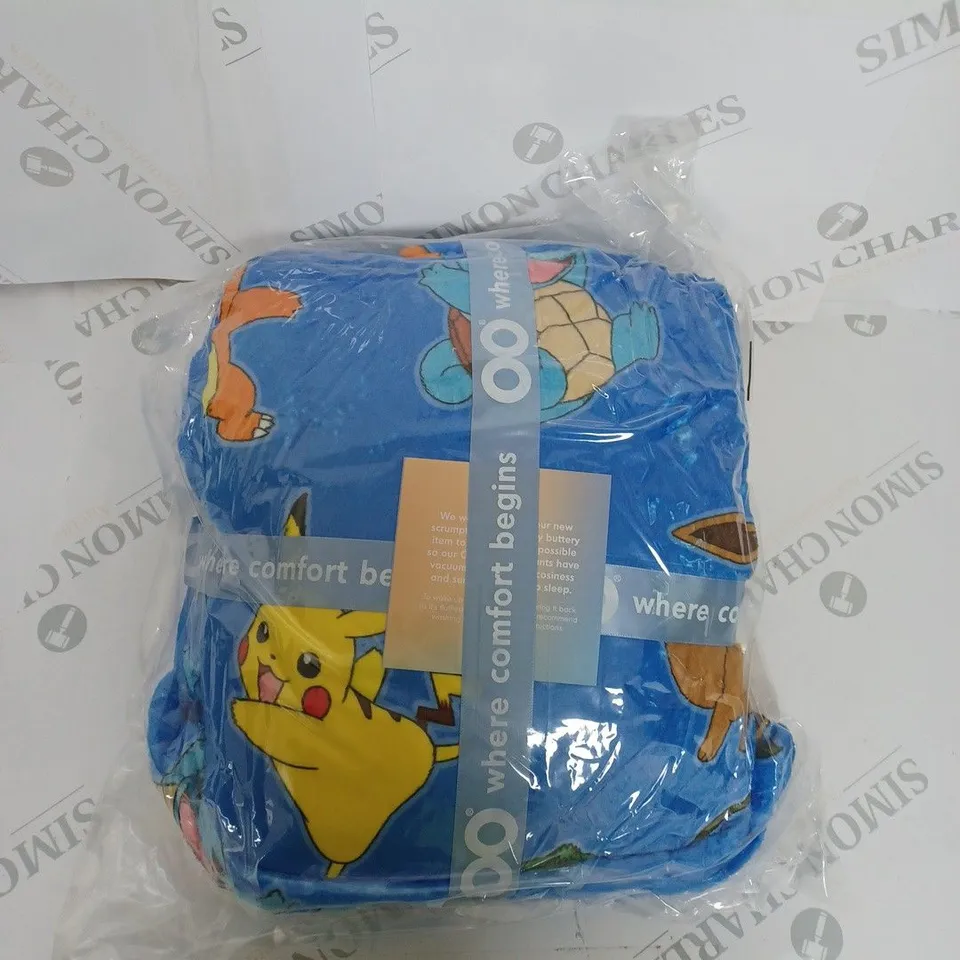 OODIE OVERSIZED WEARABLE BLANKET - POKEMON PATTERN 