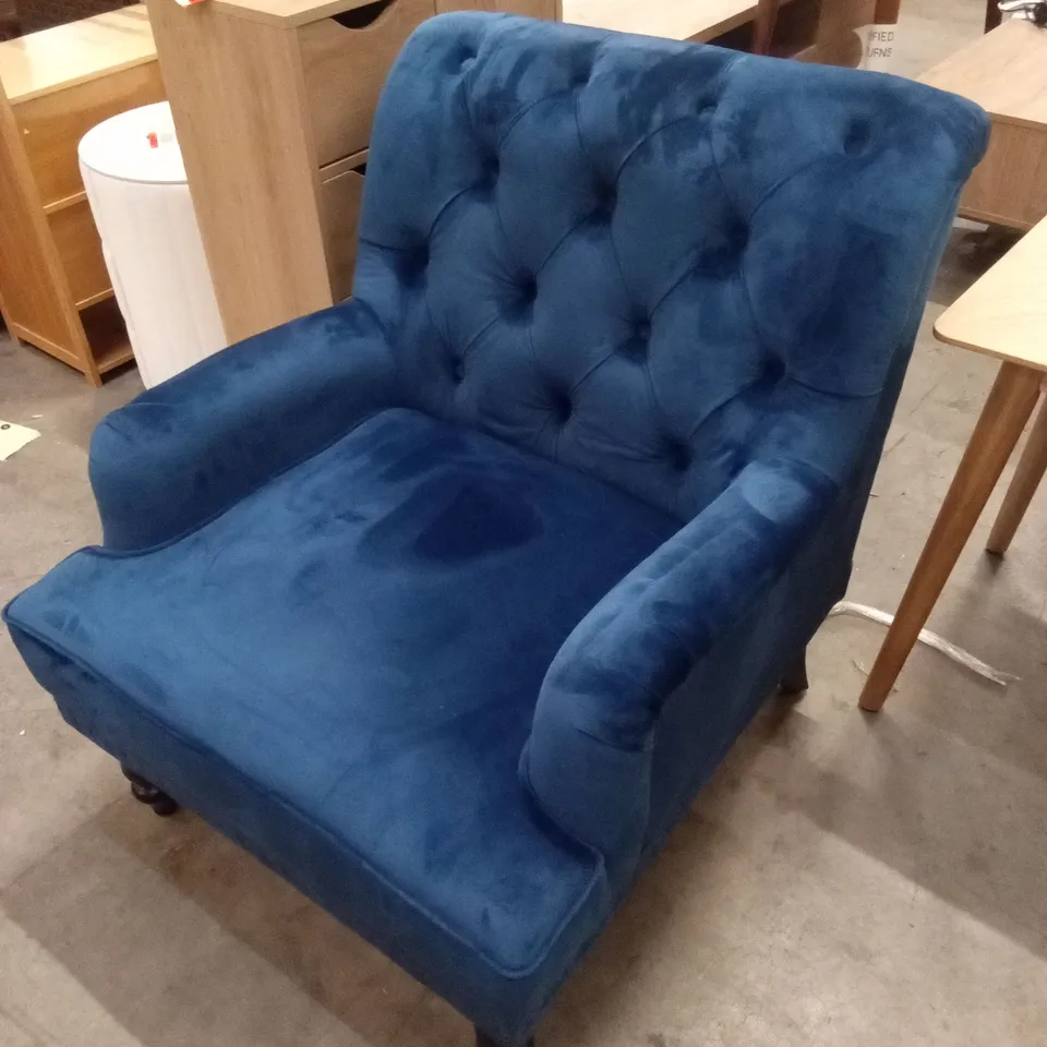 GARRET 88cm WIDE TUFTED UPHOLSTERED CHAIR, BLUE