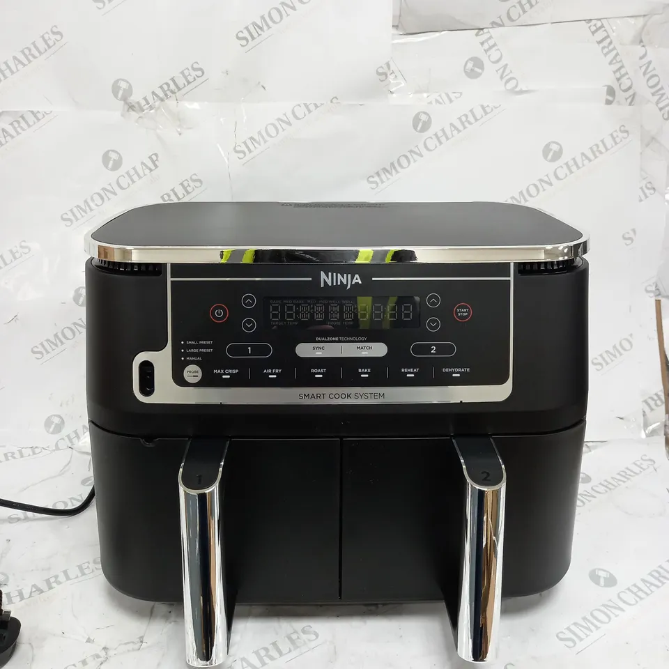 BOXED NINJA FOODI MAX 9.5L DUAL ZONE AIRFRYER AF451UK