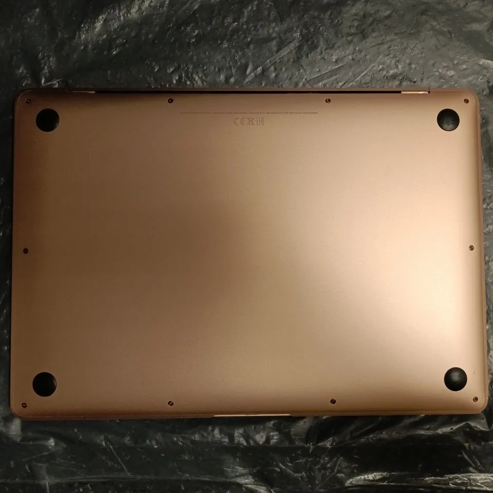 APPE MACBOOK AIR (A2179)