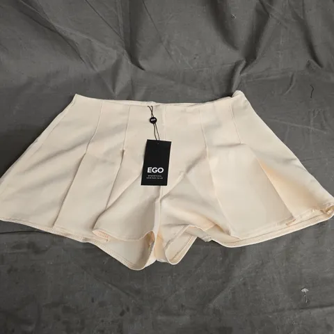 EGO WOMEN’S CREAM PLEATED SHORTS