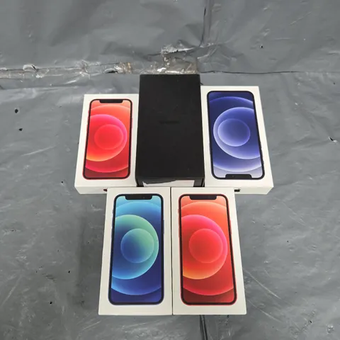 LARGE BOX OF APPROXIMATELY 30 IPHONE AND SAMSUNG BOXES - EMPTY