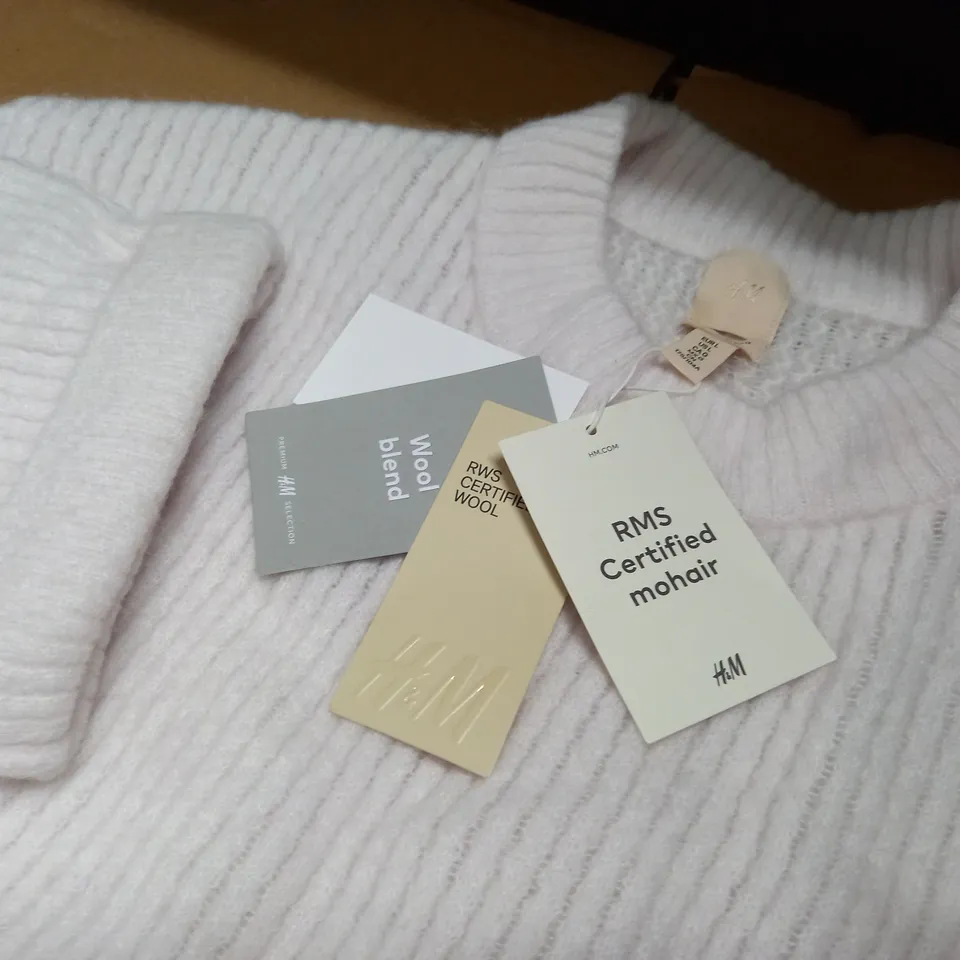 H&M WOOL BLEND JUMPER IN CREAM - EUR L