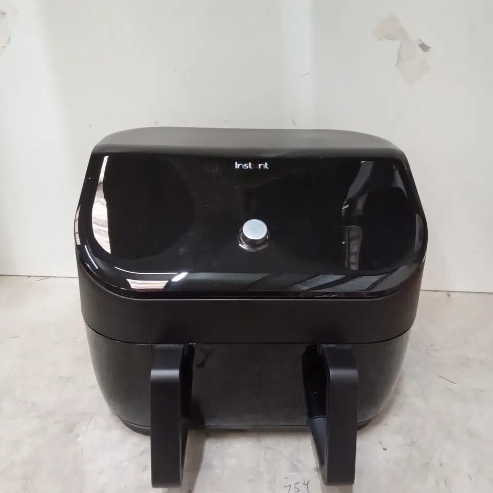 BOXED INSTANT VORTEX 8 IN 1 DUAL AIR FRYER 7.6L 