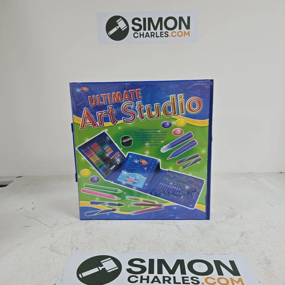 TAREMA ULTIMATE ART STUDIO AGES 3+ BOXED