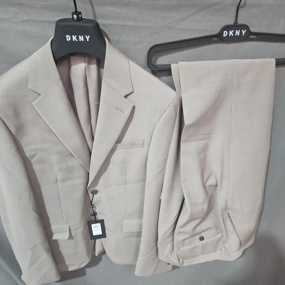 DKNY BLAZER AND PANTS SET IN TAUPE - BLAZER 38R, PANTS 32R