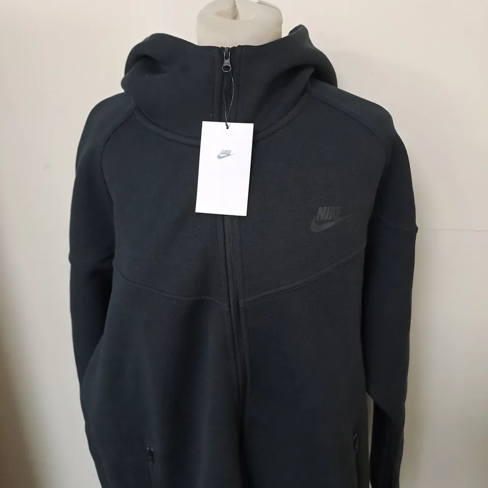 NIKE WOMENS TECH ZIP JACKET SIZE XXL