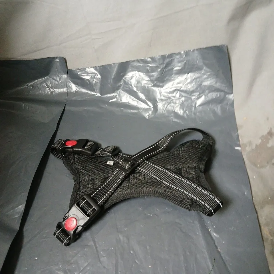 BOX OF APPROXIMATELY 80 NO PULL DOG HARNESS FOR SMALL DOGS 