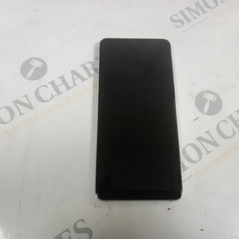 SAMSUNG S22