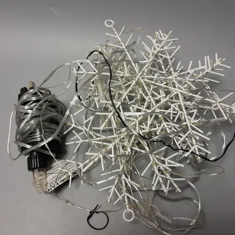 WARM WHITE SNOWFLAKE CURTAIN LIGHT