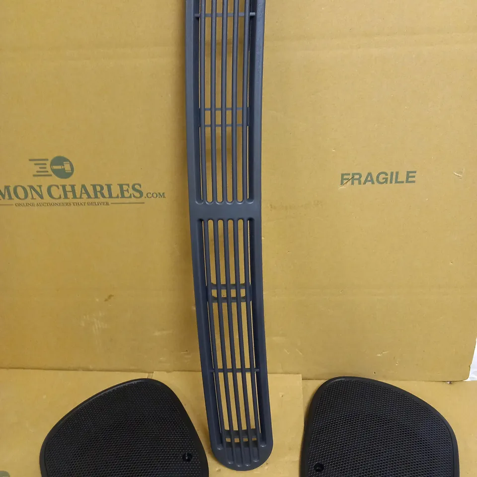 LOT OF APPROXIMATELY 10 FRONT DASH DEFROST GRILLES - MODEL UNSPECIFIED 