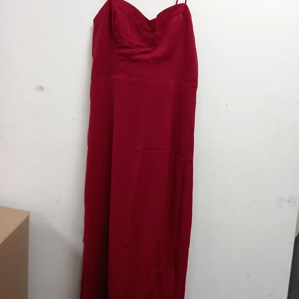 ABERCROMBIE & FITCH BACK HALF ZIP DRESS IN RED - MEDIUM