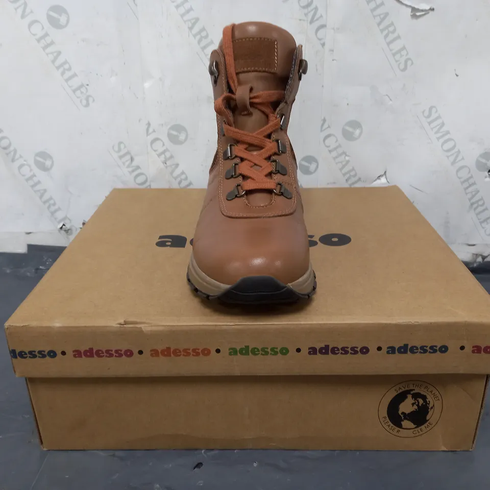 BOXED PAIR OF ADESSO ANKLE BOOTS IN TAN/LEOPARD PRINT SIZE 6