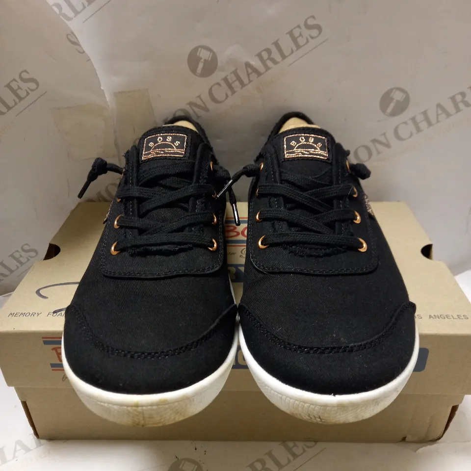 SKECHERS BOBS BLACK CUTE TRAINERS - SIZE 7