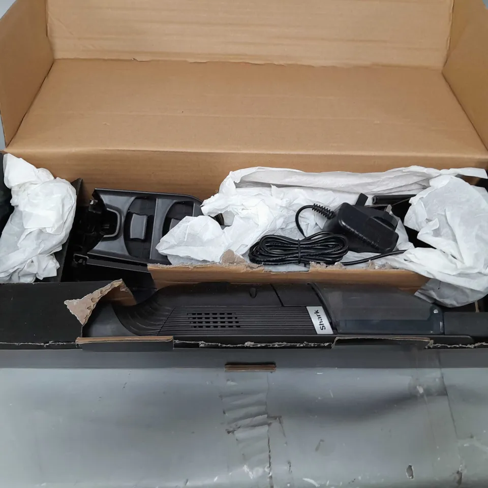 BOXED SHARK WANDVAC 1.0 HANDHELD VACUUM CLEANER