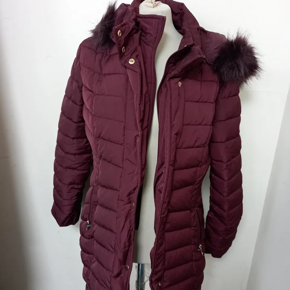 CENTIGRADE HOODED JACKET IN MAROON SIZE S