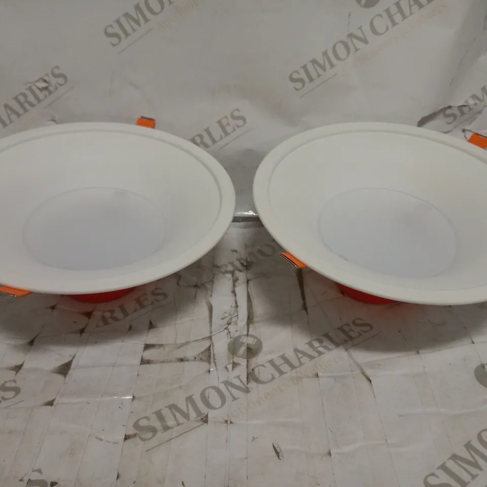 LOT OF 2 BRAND NEW LED ROUND 20W DOWNLIGHT 4K (WL79300-3K)