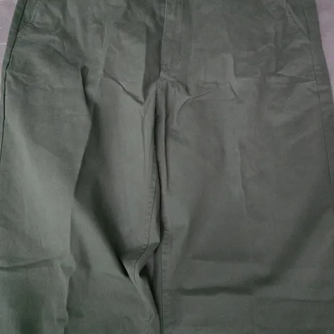 RAGING BULL CLASSIC CHINO TROUSERS IN KHAKI SIZE 40R